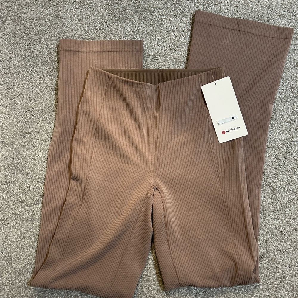 Lululemon Ribbed Flared Pants - Picture 7 of 11